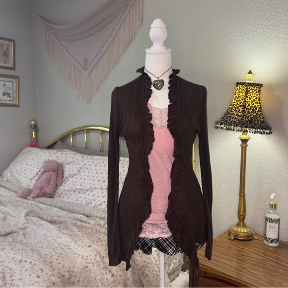 Y2K Brown Ruffled Cardigan - Picture 6 of 11